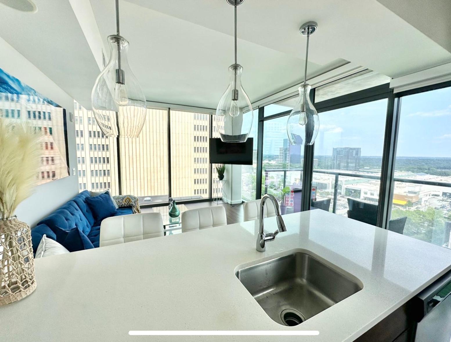 Luxury Boutique Condo In North アトランタ エクステリア 写真